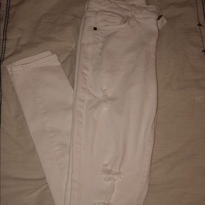White ripped jeggings